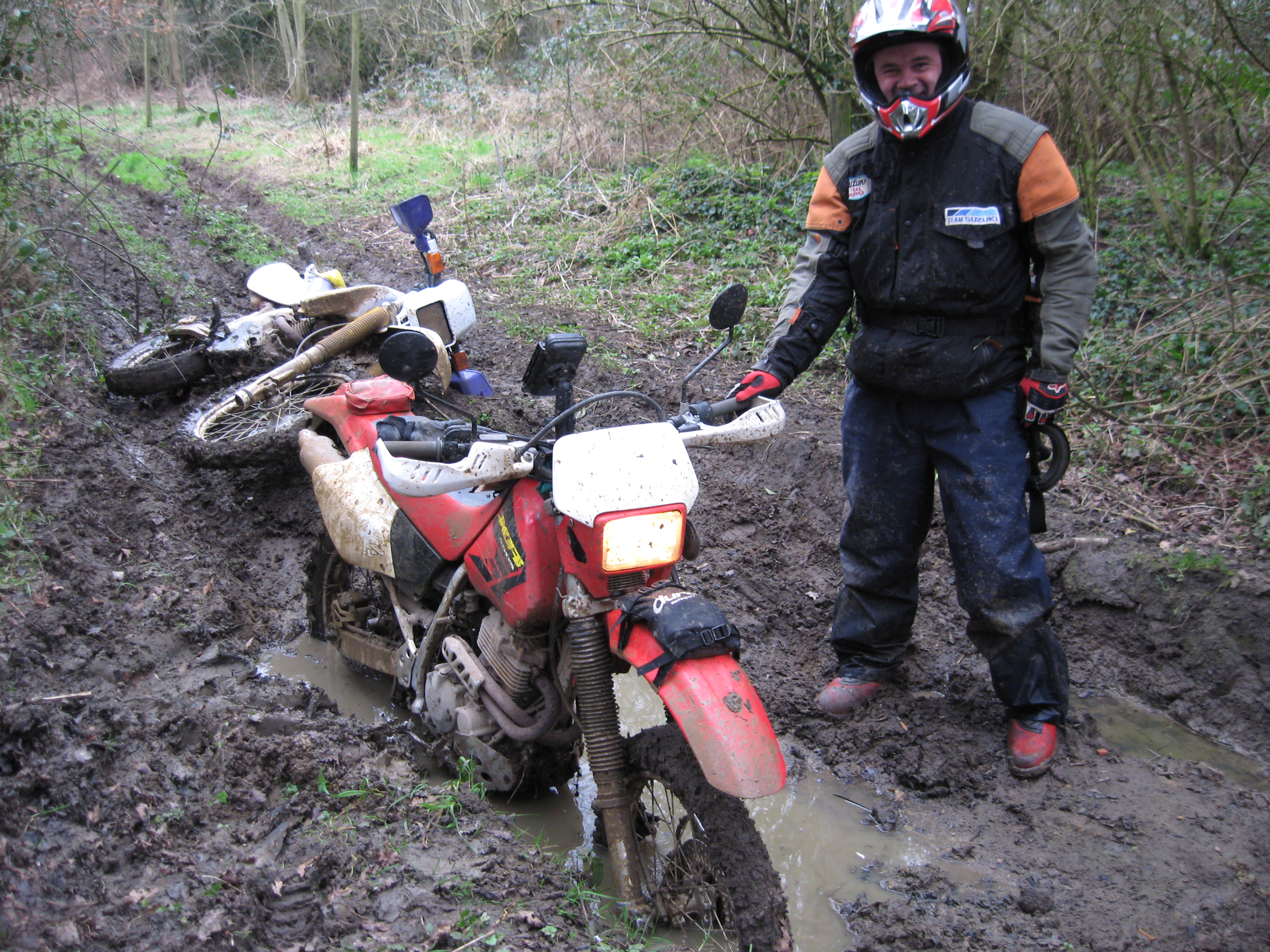 Honda XR400 Deep in mud