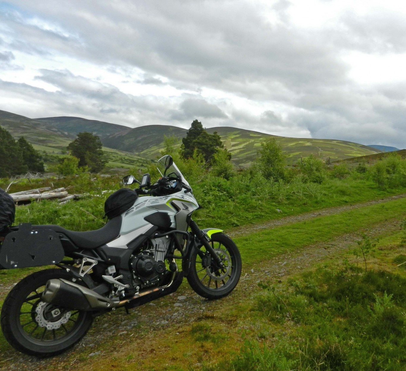 3-210620-GairnsheilRd.jpg