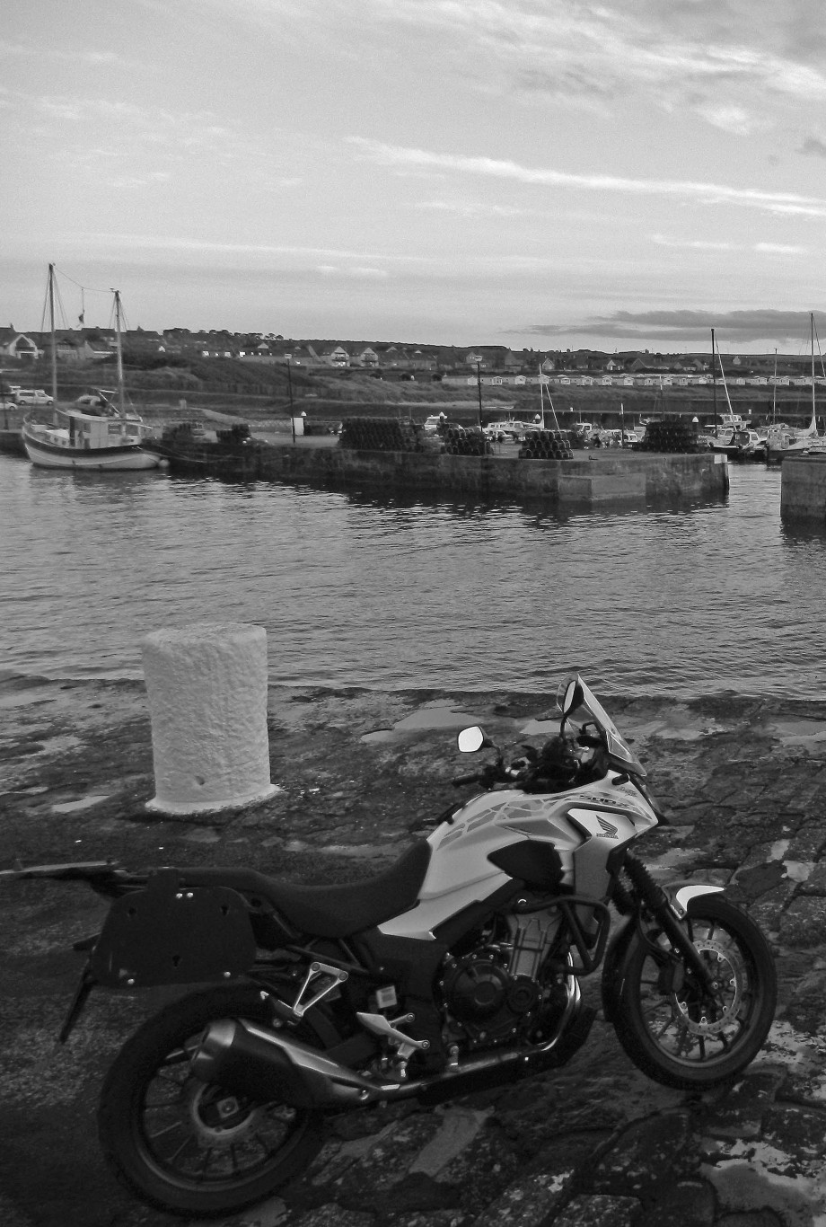 030720-HopmanHarbourBW.jpg